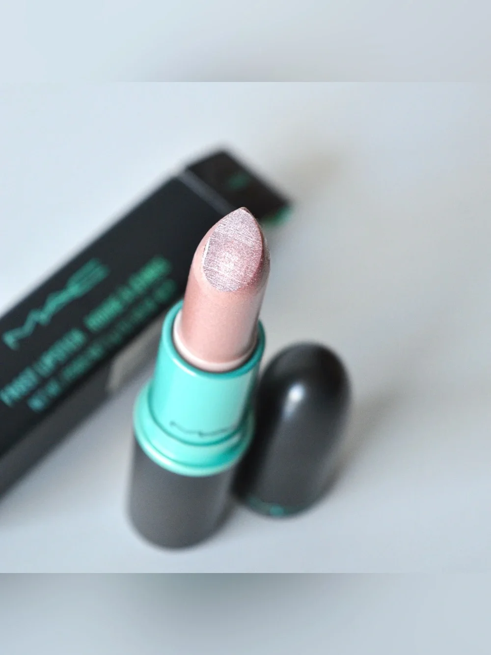 MAC Cosmetics Lipstick *GODDESS* Limited Edition RARE